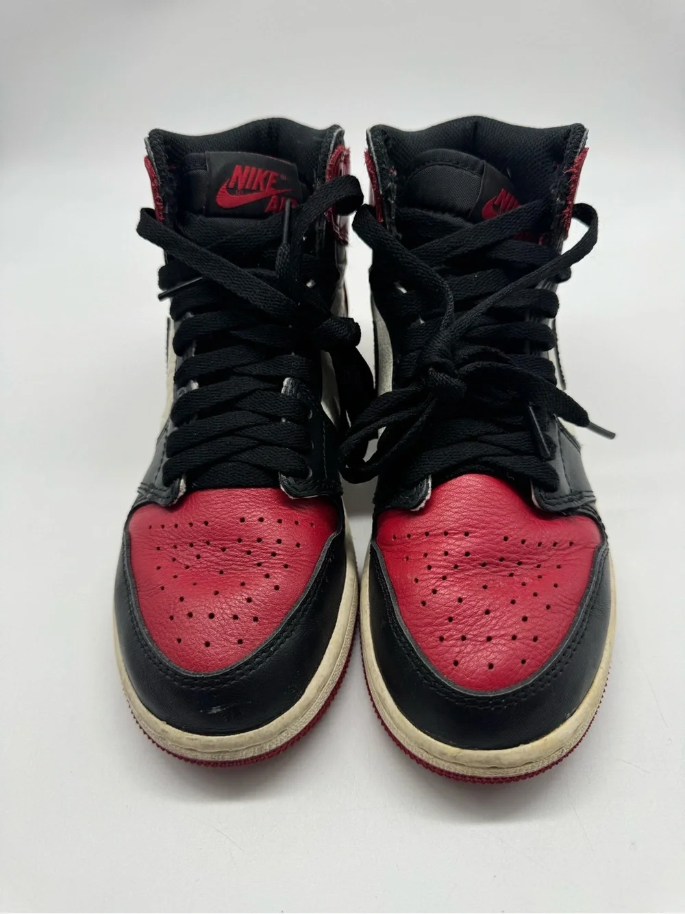 Nike Air Jordan 1 Retro High OG BG 'Bred' 2017 575441-610 Youth Size 4 (4Y)